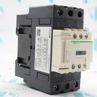 Контактор Schneider Electric LC1D65AM7