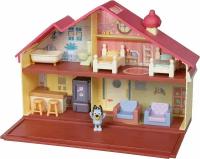 Подарочный набор игрушек Moose Toys Bluey Family Home Playset