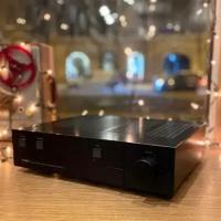 Warner Усилитель Yamaha A-1 Stereo Amplifier