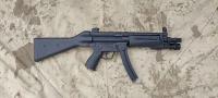 Страйкбольный электропривод Classic Army MP5A2 с фонарем