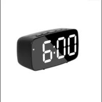 Качественные электронные часы MyPads A156-937 с громким будильником и большими цифрами видно в темноте настольный