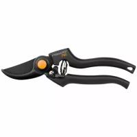 Профессиональный садовый секатор Fiskars P90