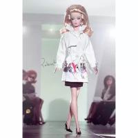 Кукла Barbie Fashion Model Trench Setter (Барби задавая моду)