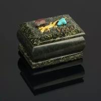 Шкатулка "Урал" прямоугольная, змеевик, с декоративным камнем, 7,5х5,5х5,5 см