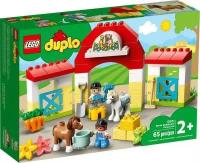 Конструктор LEGO DUPLO Town Конюшня для лошади и пони