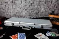 Набор покера VIP на 500 фишек с номиналом, в стальном кейсе