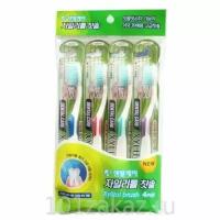 Dental Care Xylitol Toothbrush Set набор зубных щеток c ксилитом средней жесткости и мягкой, 1 шт