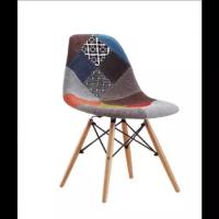 Стул Eames LMZL-PP638 Patchwork светлые ножки