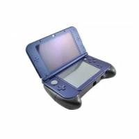 Защитный чехол-держатель для игровой приставки Nintendo New 3DS XL из прочного пластика черный