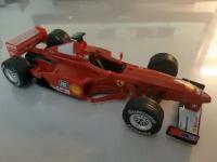 Коллекционная модель Ferrari F1 F300B, 1998 год, масштаб 1:24