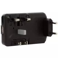 Универсальное зарядное устройство Knomo World Travel Adaptor черное (99-064-BLK)