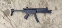 Страйкбольный электропривод Classic Army MP5A3 с фонарем