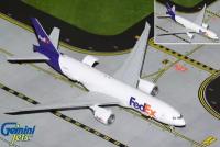 Gemini Jets Модель самолета Boeing 777F (с открытыми люками) FedEx