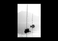 Картина на стекле | Diva Kartina | Природа. Две яхты на озере | 56X80 см | Интерьерный постер