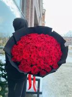 Букет из красных роз 101 шт, Роза ГранПри, 60 см