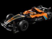 LEGO 42169 NEOM McLaren Formule E Race Car