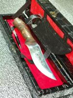 Нож туристический разделочный клык 1 волк в чехле ножнах и подарочный черный кожаный футляр, ручка нож в подарок