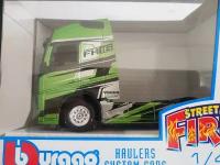 Машина Volvo FH16G Bburago 1:43 - Haulers Custom Cabs - 18-32200 зеленый