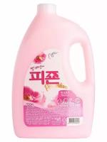 Pigeon Corporation Кондиционер для белья REGULAR FABRIC SOFTENER PINK Bottle 2500мл