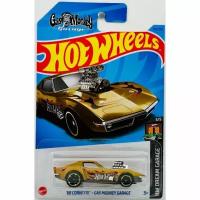 Игрушечная машинка Hot Wheels corvette gas monkey garage