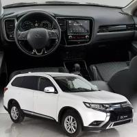 Защитное гибридное стекло Krutoff для экрана мультимедии Mitsubishi Outlander III рестайлинг 2018 - 2022