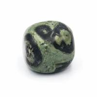 Камень натуральный "Зеленая Яшма Камбаба" (Крокодиловая), галтовка (10-15 г, 18-23 мм)