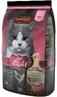 Сухой корм для стерилизованных кошек Leonardo Light профилактика избыточного веса, с птицей 2 кг