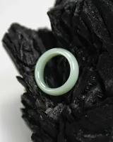 Кольцо Нефрит светлый - размер 17-18, натуральный камень - символ благополучия