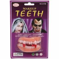 Прикол на Хэллоуин зубы вампира