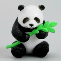 Миниатюра кукольная «Панда с бамбуком»