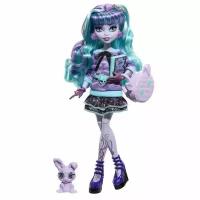 Monster High Doll And Sleepover Accessories, Twyla, Creepover Party - Кукла Монстер Хай Твайла, вечеринка с ночевкой HLP87