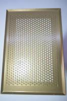 Вентиляционная решетка металлическая на магнитах 190х140мм, тип перфорации кружок, золото