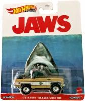 Коллекционная Premium машинка Hot Wheels '75 Chevy Blazer Custom (коллекция 2023 Replica Entertainment Series: Jaws, Mix 3)