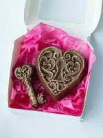 Фигурный шоколад Сердце с ключиком, шоколадная валентинка, бельгийский молочный, 110г