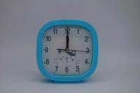 Будильник "Quartz Alarm Clock"