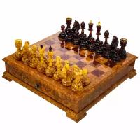 Шахматный ларец из березового капа с янтарными фигурами 42х42 см