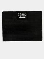 Коврик на панель автомобиля липкий, противоскользящий с логотипом для АUDI / Коврик-липучка на панель автомобиля с логотипом для AUDI