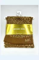 Сет Michael Kors: шапка и шарф коричневый с анималистичным золотистым принтом и лого буквами