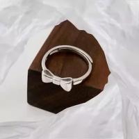 Кольцо "Бант" безразмерное ONE Saze, кольцо из бижутерного сплава, бижутерия серебристое, кольцо бижутерия с камнем, серебристое кольцо бижутерия, золотистое кольцо из бижутерного сплава