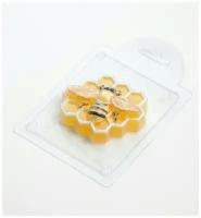 Пчела на сотах форма из толстого пластика для литья: мыла, шоколада, гипса