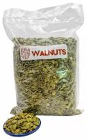 Из тыквенных семечек WALNUTS очищенные сырые, 1 кг