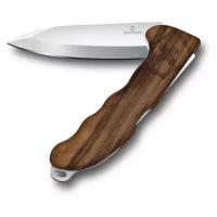 Нож Victorinox Hunter Pro, 136 мм, рукоять из орехового дерева