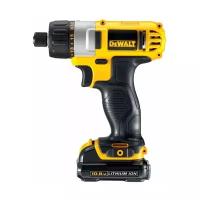 Аккумуляторный шуруповерт DeWALT DCF610D2