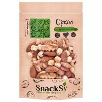 Смесь орехов Snacksy Микс орехов