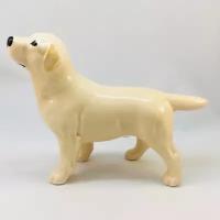Статуэтка собаки лабрадор-ретривер палевый, фарфор, подарок, сувенир, фигурка