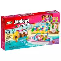 Конструктор LEGO Juniors День на пляже с Андреа и Стефани