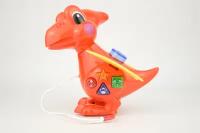 Каталка "Динозаврик" на веревочке "Elefantino" на батарейках весёлые мелодии, голоса животных, световые эффекты / каталки и качалки
