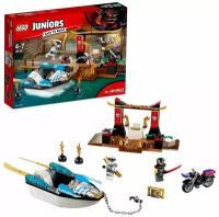 LEGO Конструктор LEGO Juniors Погоня на моторной лодке Зейна