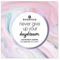 Essence Палетка теней для век Never give up your daydream