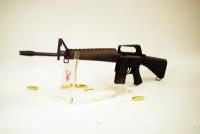 Сборная модель Verlinden автомата Colt M16 в масштабе 1:4